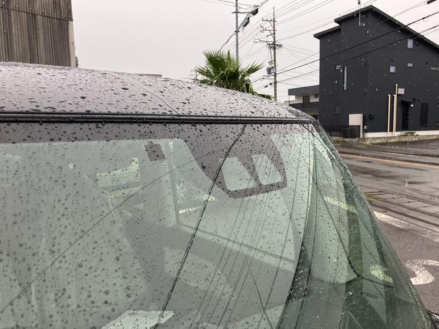 静岡ダイハツの中古車は、展示前に徹底した洗車や室内清掃を実施しております。
