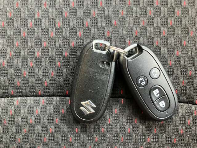 スライドドアの開閉もできる！便利なスマートキーをセットでご用意。