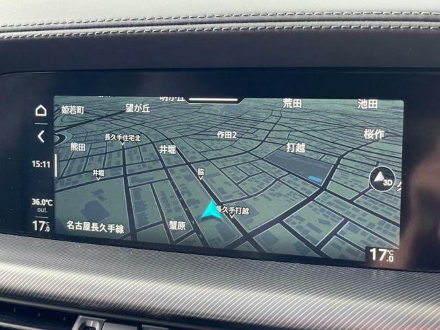 Apple　CarPlay　/Google　AndroidAutoに　対応。　地図情報など最新のコネクティビティを確保し「Connectシステム」を採用し　様々な情報を集約・表示します