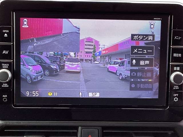 ドライブレコーダー映像をナビ画面で確認できます。