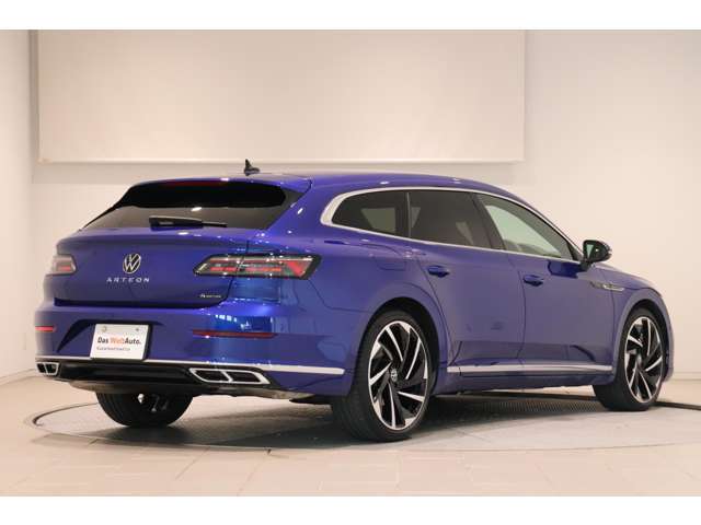 国民車を意味するVolkswagenは誰にでも愛されるデザイン性が特徴です。