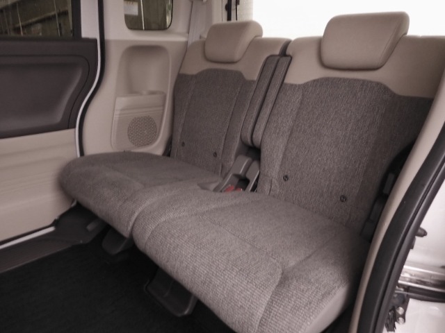 ◆室内は、シートクリーニングや各部の徹底した清掃を実施し、消臭・除菌処理を行っています。しかも、全ての差上で天然成分の薬剤にこだわり安心・安全へも配慮しています。