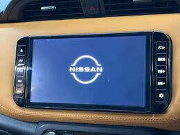 【純正9型ナビ】人気の純正ナビを装備。オーディオ機能も充実しており、Bluetooth接続すればお持ちのスマホやMP3プレイヤーの音楽を再生可能！毎日の運転がさらに楽しくなります！！