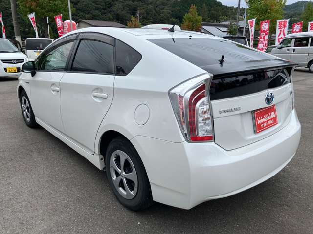 【整備】当店が販売するお車は、全車「法で定められた整備」をしてから納車いたします！ブレーキの分解整備など、お車に安心して乗っていただけるように入念に整備を行っております！