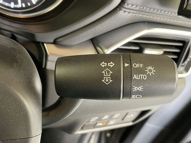 お車の機能や安全装備に関して気になる方は、ぜひ一度ご来店ください！その場でスタッフがご説明可能です！