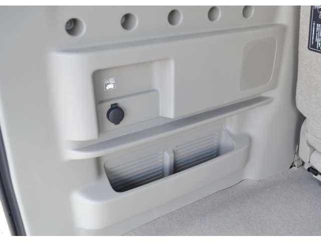 「話しやすい」「相談しやすい」と評判の接客対応！車選びがもっと楽しくなるお手伝いを、スタッフ一同心がけています。