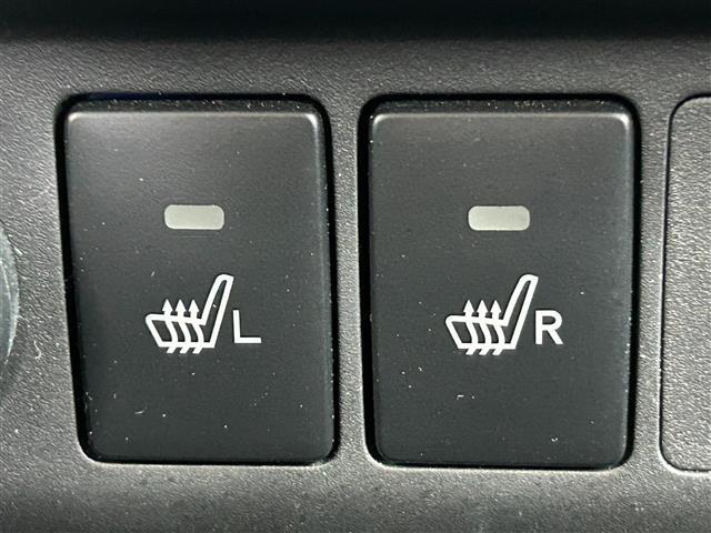 【運転席操作部】『運転席周辺の装備』の画像になります。快適なドライブを楽しむための機能が装備されています！運転席から触れるので使いやすいです！