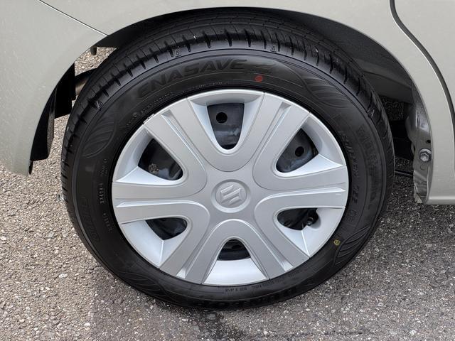 《右リヤタイヤ》