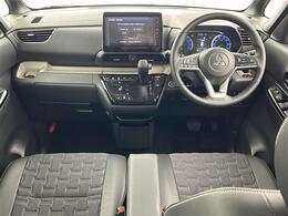 【インパネ全体】全方位で視界が広く、高い目線で運転もしやすいです！