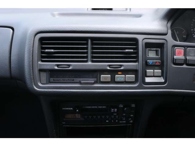 ホンダ インテグラセダン 1.6 ZX 1989年 8.9万キロ (福岡県