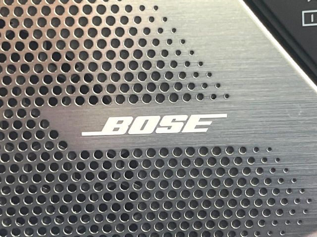 【BOSEサウンドシステム】高度なチューニング能力が搭載されており、高音質な音楽をお楽しみいただけます♪