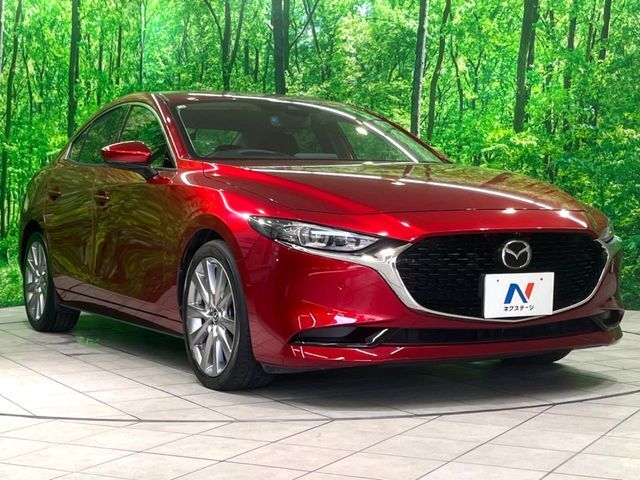 大好評のボディコーティング「弾スプラッシュコート」もご納車までに施工可能。通常のガラスコートと異なる、耐久年数6年の無機質ガラスコーティングが、ボディをキレイな状態に保ってくれます。