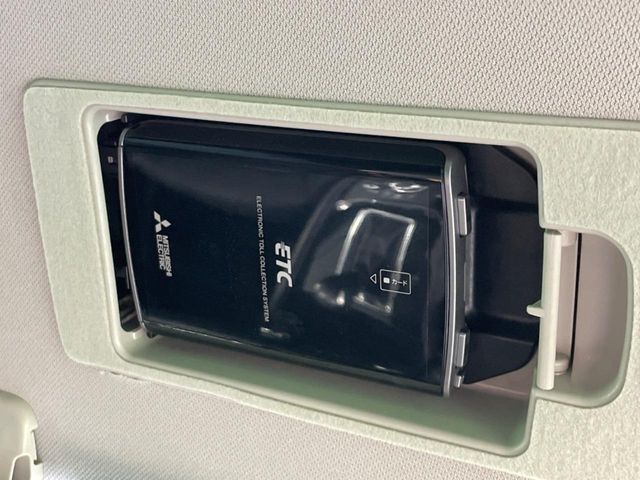 【ETC】高速道路の料金所をストレスなく通過！話題のスポットやサービスエリアに多い「スマートIC」利用時は必須のアイテムです。当店でセットアップを実施、ご納車当日からすぐにご利用いただけます！