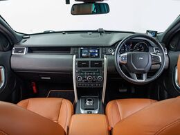 認定中古車　パノラミックガラスルーフ　MERIDIAN　19インチAW　シートヒータークーラー　茶革シート　ステアリングヒーター　アンビエントライト　パドルシフト