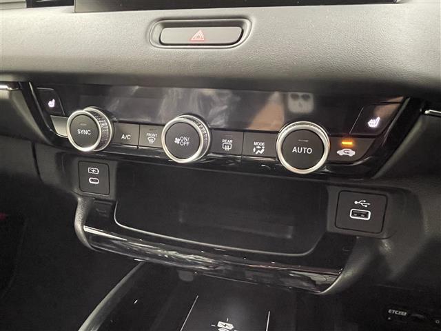 【運転席操作部】快適なドライブを楽しむための機能が装備されています！運転席から触れるので、使いやすいです！除菌プランいれていただくと、さらに清潔で安心していただけます！