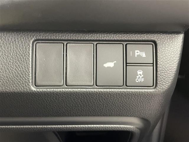 【運転席操作部】快適なドライブを楽しむための機能が装備されています！運転席から触れるので、使いやすいです！除菌プランいれていただくと、さらに清潔で安心していただけます！