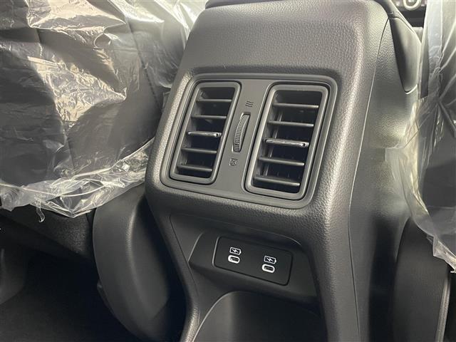 【運転席操作部】快適なドライブを楽しむための機能が装備されています！運転席から触れるので、使いやすいです！除菌プランいれていただくと、さらに清潔で安心していただけます！