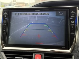 バックモニターも装備しております。駐車が苦手な方でもご安心下さい！