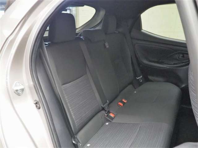 トヨタ認定中古車は、『まるまごとリーニング』を施工。シートを外して室内をくまなく洗浄＆消臭♪