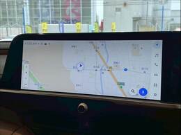 【純正12.3インチナビ】装備です！フルセグTVやBluetoothなど充実装備です！