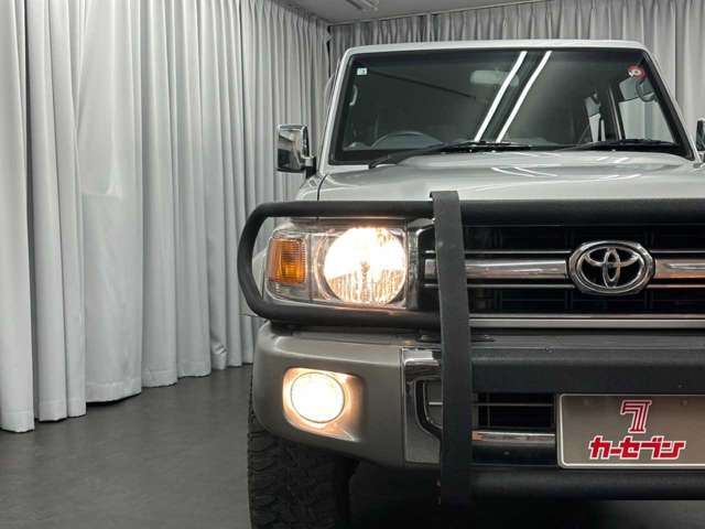 トヨタ ランドクルーザー70 4.0 4WD 2015年 13.6万キロ (北海道