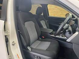 各ブランドのシートカバー取り扱っております、自慢の愛車をアレンジしましょう☆