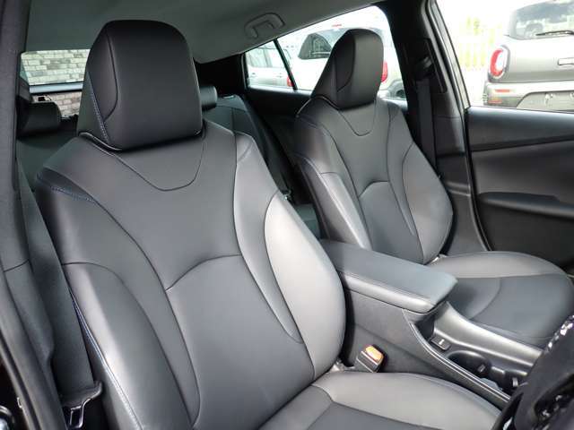 座り心地◎のシートで快適ドライブをお楽しみ下さい！！