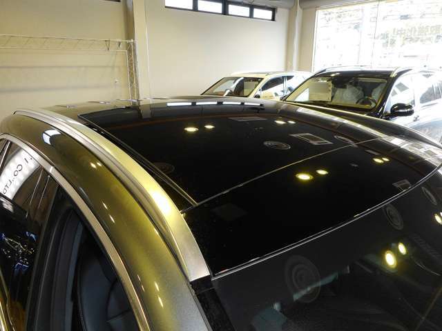 パノラマサンルーフ　ルーフレール付