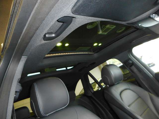 パノラマサンルーフ