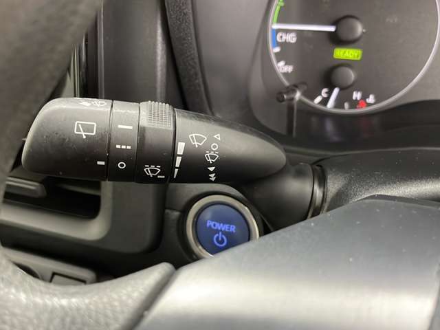 【運転席操作部】快適なドライブを楽しむための機能が装備されています！運転席から触れるので、使いやすいです！除菌プランいれていただくと、さらに清潔で安心していただけます！