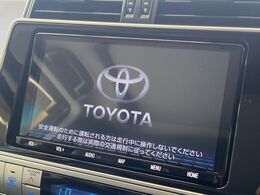 【純正ナビ】人気の純正ナビを装備。オーディオ機能も充実しており、Bluetooth接続すればお持ちのスマホやMP3プレイヤーの音楽を再生可能！毎日の運転がさらに楽しくなります！！