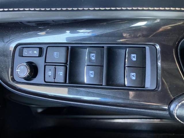 こちらのお車はいかがでしょうか？少しでも気になっていただけましたら是非お問い合わせください！さらにお車の詳細をお送りいたします！