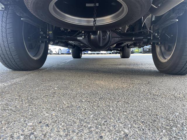 気になる車はすぐにお問い合わせください！画面右側の0066から始まる無料ダイヤルからお問い合わせ下さい！専門スタッフがお車のご質問にお答えいたします！