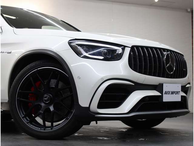 コンフォートパッケージやAMGパフォーマンスエグゾーストシステムなど豪華装備満載！！さらにはレーダーセーフティパッケージが安全運転を全面的にサポートし事故を未然に防いでくれます！！