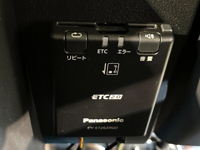 【ETC】高速道路の料金所をストレスなく通過！話題のスポットやサービスエリアに多い「スマートIC」利用時は必須のアイテムです。当店でセットアップを実施、ご納車当日からすぐにご利用いただけます！