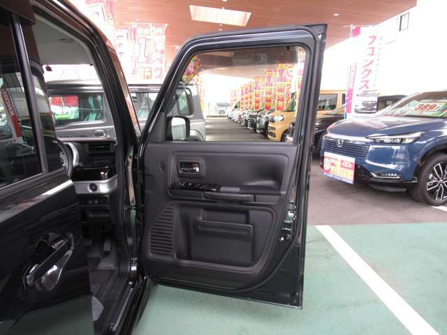 カーセンサーアフター保証も扱っています！　納車前の整備もお任せください！　アフターフォローもばっちりお任せください(^O^)