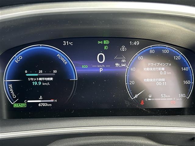 気になる車はすぐにお問い合わせください！画面右側の0066から始まる無料ダイヤルからお問い合わせ下さい！専門スタッフがお車のご質問にお答えいたします！