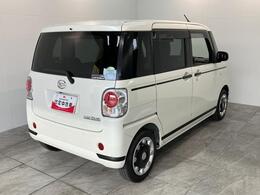 お客様にぴったりなおクルマをお選びいただけますように様々な展示車をご用意致しております！ダイハツの軽自動車だけではなく、他メーカー車やコンパクトカー・ミニバンなども数多く取り揃えております！