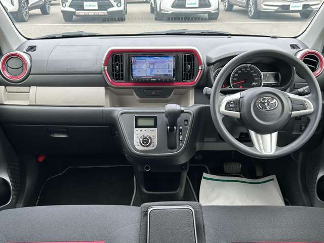 【インパネ全体】全方位で視界が広く、高い目線で運転もしやすいです！