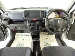 ダッシュボードが低く、視界広々☆