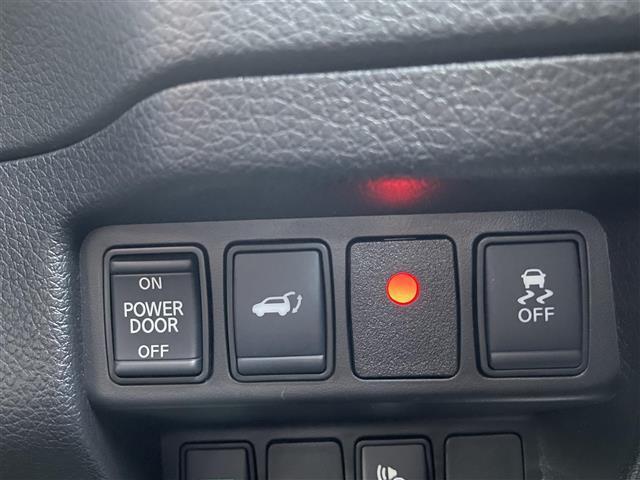 【運転席操作部】快適なドライブを楽しむための機能が装備されています！運転席から触れるので、使いやすいです！除菌プランいれていただくと、さらに清潔で安心していただけます！