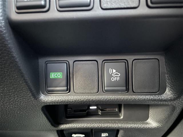 【運転席操作部】快適なドライブを楽しむための機能が装備されています！運転席から触れるので、使いやすいです！除菌プランいれていただくと、さらに清潔で安心していただけます！