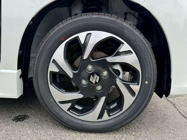 新車は低金利にて対応可能！新車・中古車問わずローン最大120回払いまで対応可能☆お気軽にご相談ください。
