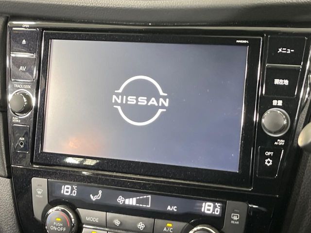 【純正9インチナビ】人気の純正ナビを装備。オーディオ機能も充実しており、Bluetooth接続すればお持ちのスマホやMP3プレイヤーの音楽を再生可能！毎日の運転がさらに楽しくなります！！