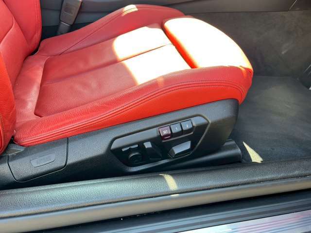 入庫から間もない為、本撮影前の仮撮影の写真とはなりますが、お車にご興味のある方は、当店担当スタッフまでお問合せ下さい！！