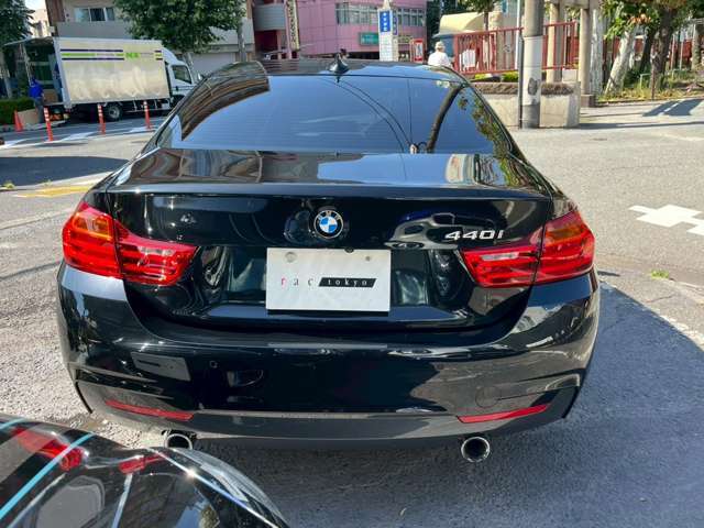 入庫から間もない為、本撮影前の仮撮影の写真とはなりますが、お車にご興味のある方は、当店担当スタッフまでお問合せ下さい！！