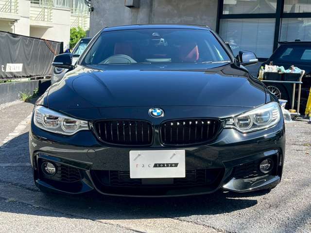 正規ディーラー車　BMW 435iクーペ Mスポーツ　右ハンドル　ブラックサファイヤメタリック/レッドレザー