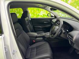 「この車の写真をもっと見たい」「状態が気になる」「この装備はついている？」どんな小さな疑問でもお気軽にお問い合わせください！