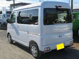整備スタッフと営業スタッフが、販売から車検整備・板金塗装・自動車保険まで、あなたのカーライフをフルサポート致します。