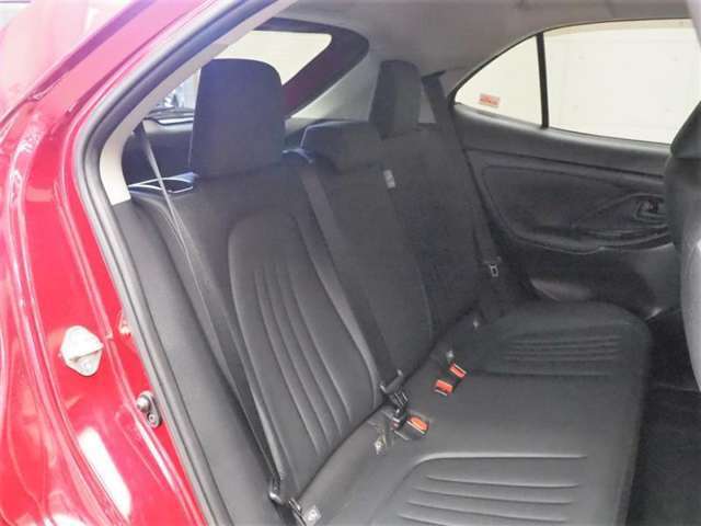 清潔で広々した座席です！是非、現車を見て体感してみてください